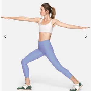 Outdoor voices 3/4 warmup leggings (in charcoal)